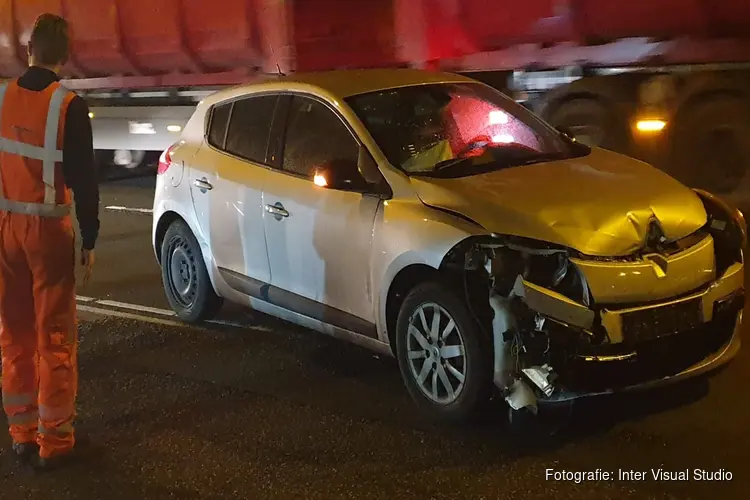 Aanrijding met flinke schade op kruising N203/N246