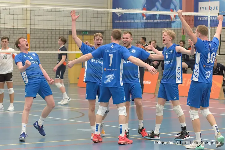 Koel en vernuftig Compaen op poleposition