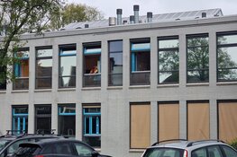 Korte brand in school in Krommenie door kleiwerkje