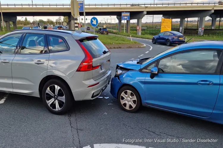 Kopstaartbotsing op N203 / N246 in Wormerveer