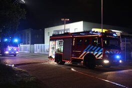 Brand in bedrijfspand aan Tienlingstraat in Zaandam