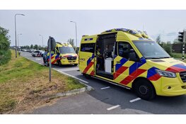 Ongeval op kruising in Krommenie: twee gewonden
