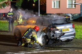 Vermoedelijk brandstichting bij autobrand Krommenie