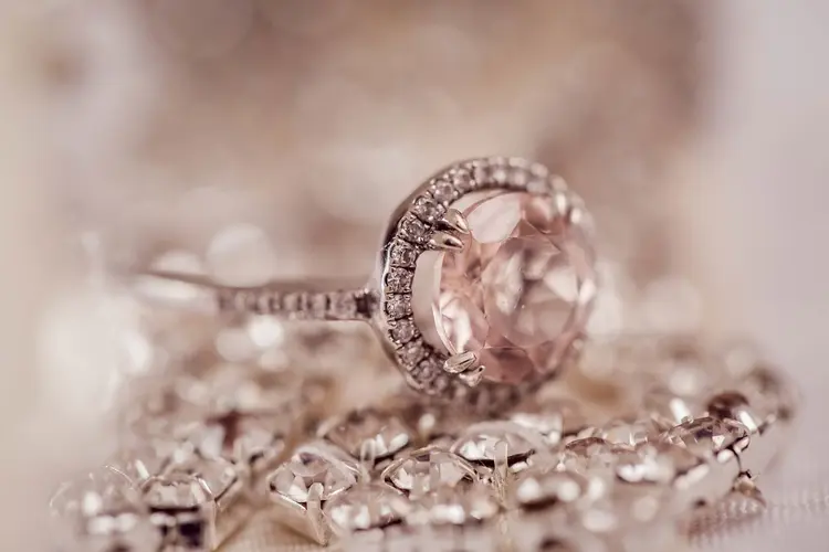 Hoe wordt de waarde van sieraden bepaald?