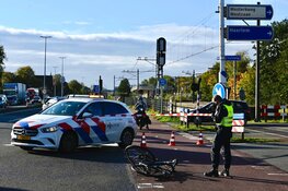 Scooterrijder rijdt weg na ernstige aanrijding in Zaandijk