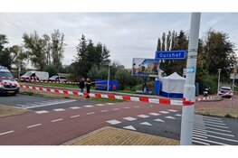 Overledene aangetroffen in sloot bij politiebureau Zaandijk