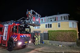 Dak van woning afgewaaid aan Haya van Somerenstraat in Zaandam