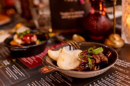 Restaurant ’t Zusje opent 37e vestiging in historisch pand op de Dam in Zaandam