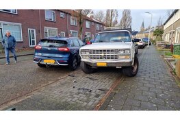 Aanrijding op kruising in Assendelft, vier auto's betrokken