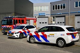 Brand in bedrijfspand aan Rosbayerweg in Wormerveer