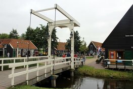Hou de Zaanse Schans open voor iedereen!