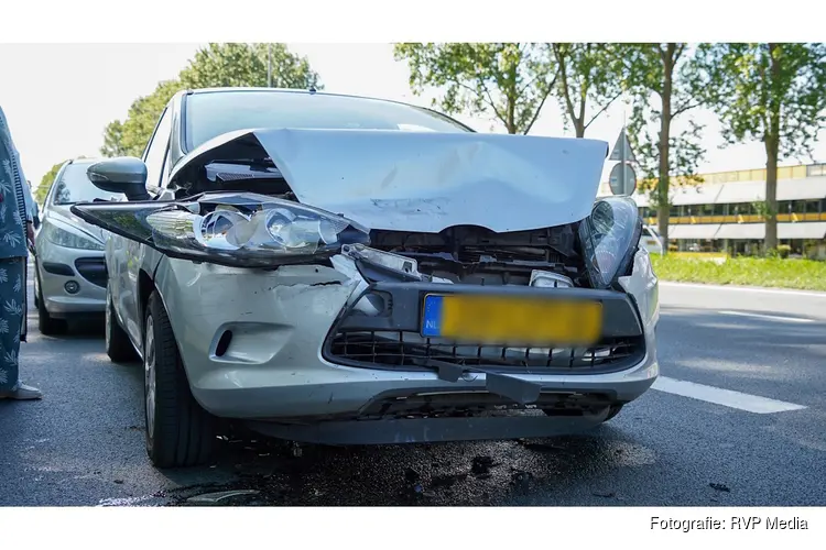Dubbel ongeval op N516 bij Oostzaan