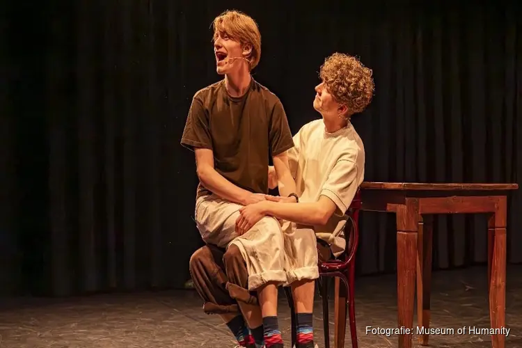 Absurd theater met een boodschap 'Groentesoep' in Museum of Humanity