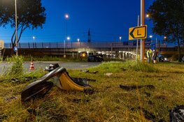 Flinke ravage en gewonden na ongeval in Oostzaan