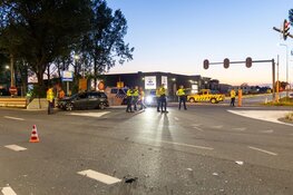 Flinke ravage en gewonden na ongeval in Oostzaan