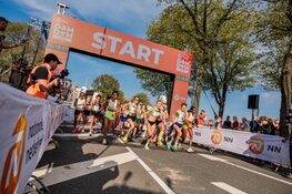 Sterk en gewaagd nationaal veld aan de start van de NN Dam tot Damloop