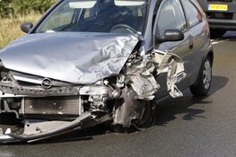 N246 afgesloten na frontale botsing