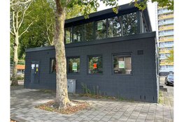 Pandsluiting aan de Middellandse Zee in Zaandam-Oost