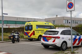 Fietser gewond na aanrijding met bestelbus in Zaandam