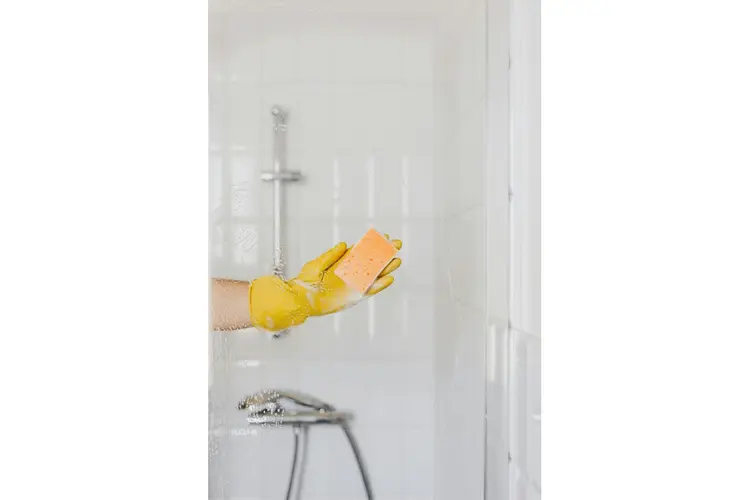 “In Zaandam krijgen we steeds meer vragen over kalkproblemen,” vertelt Remon Waterontharders in Zaandam