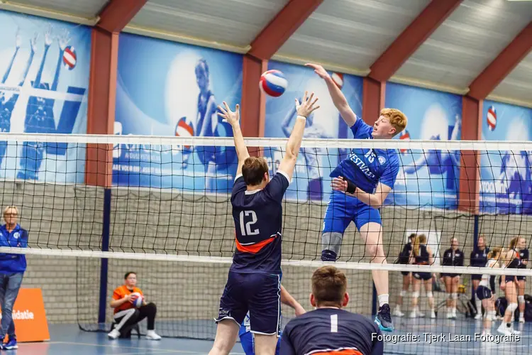 Traditionele vijfsetswinst Compaen op Next Volley
