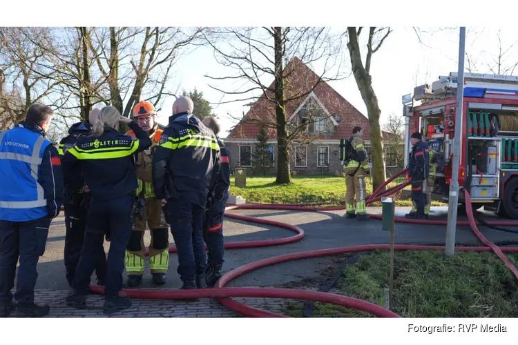 Brand in stolpboerderij Wijdewormer