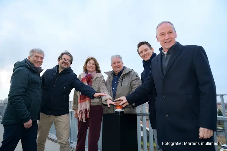De Zaanse Helden in Zaandam officieel opgeleverd