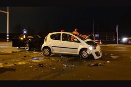 Gewonde en flinke schade na ongeval in Krommenie