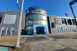 AZ Vrouwen onderuit in Zwolle