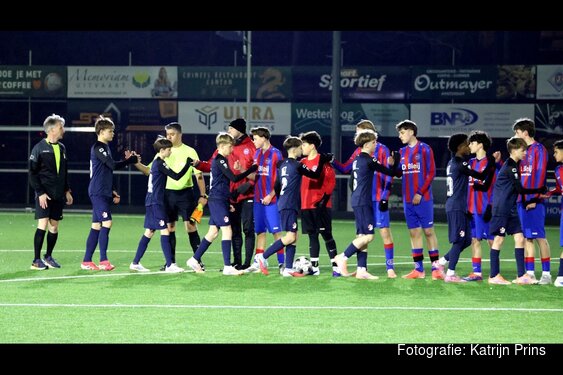 KFC JO15-1 wint van FC Emmen!