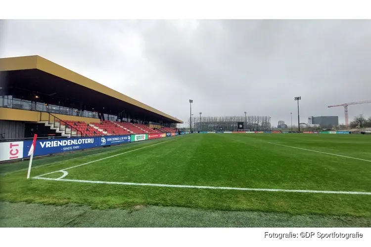 Vrouwen Feyenoord en AZ gelijk in doelpuntrijk duel