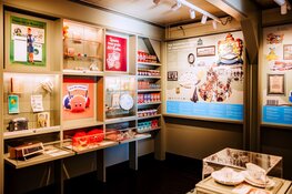 Museumwinkel Albert Heijn op de Zaanse Schans feestelijk heropend