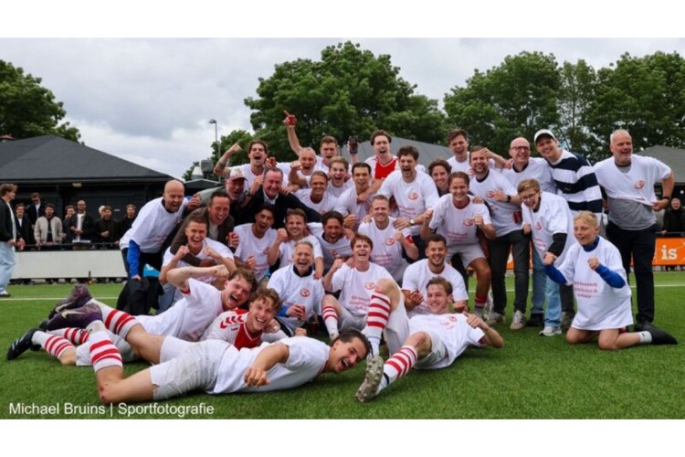 SVA promoveert naar eerste klasse