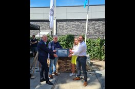 Hoogste punt en officiële eerste steenlegging markeert nieuwe mijlpaal Jonker Juffer