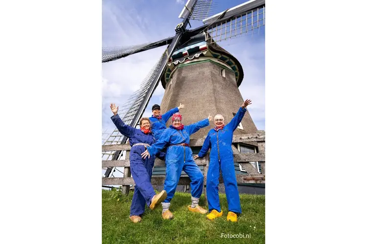 Kunstroute Krommeniedijk viert de vier wieken van jubilerende molen De Woudaap