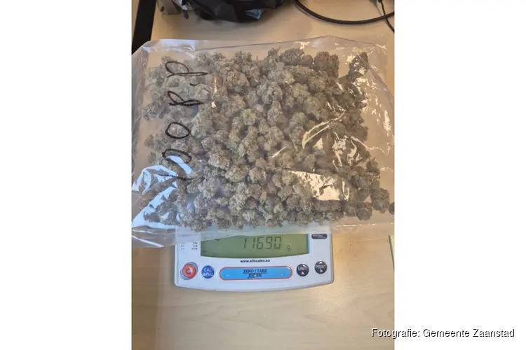 Berging gesloten na vondst softdrugs en vuurwapen