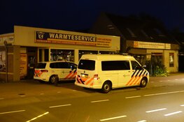 Persoon valt door raam in Wormerveer
